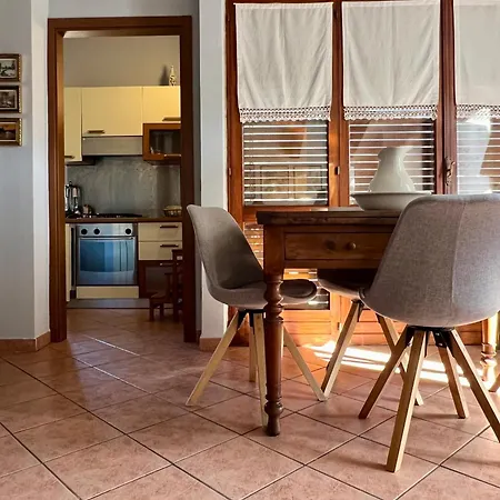 Passeggiata Al Sole Apartment *